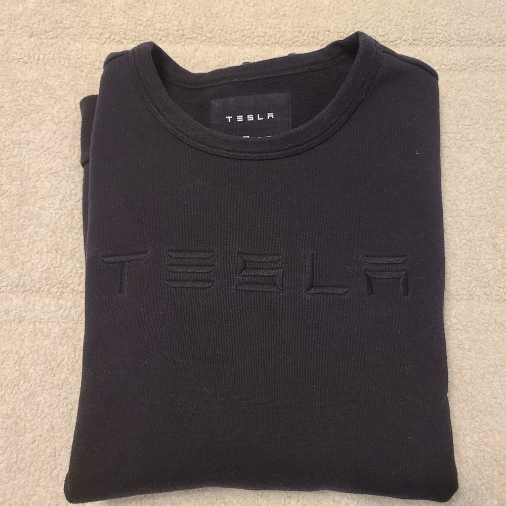 TESLA Black Crewneck Sweatshirt Car Automobile Women’s Sz Medium Pullover